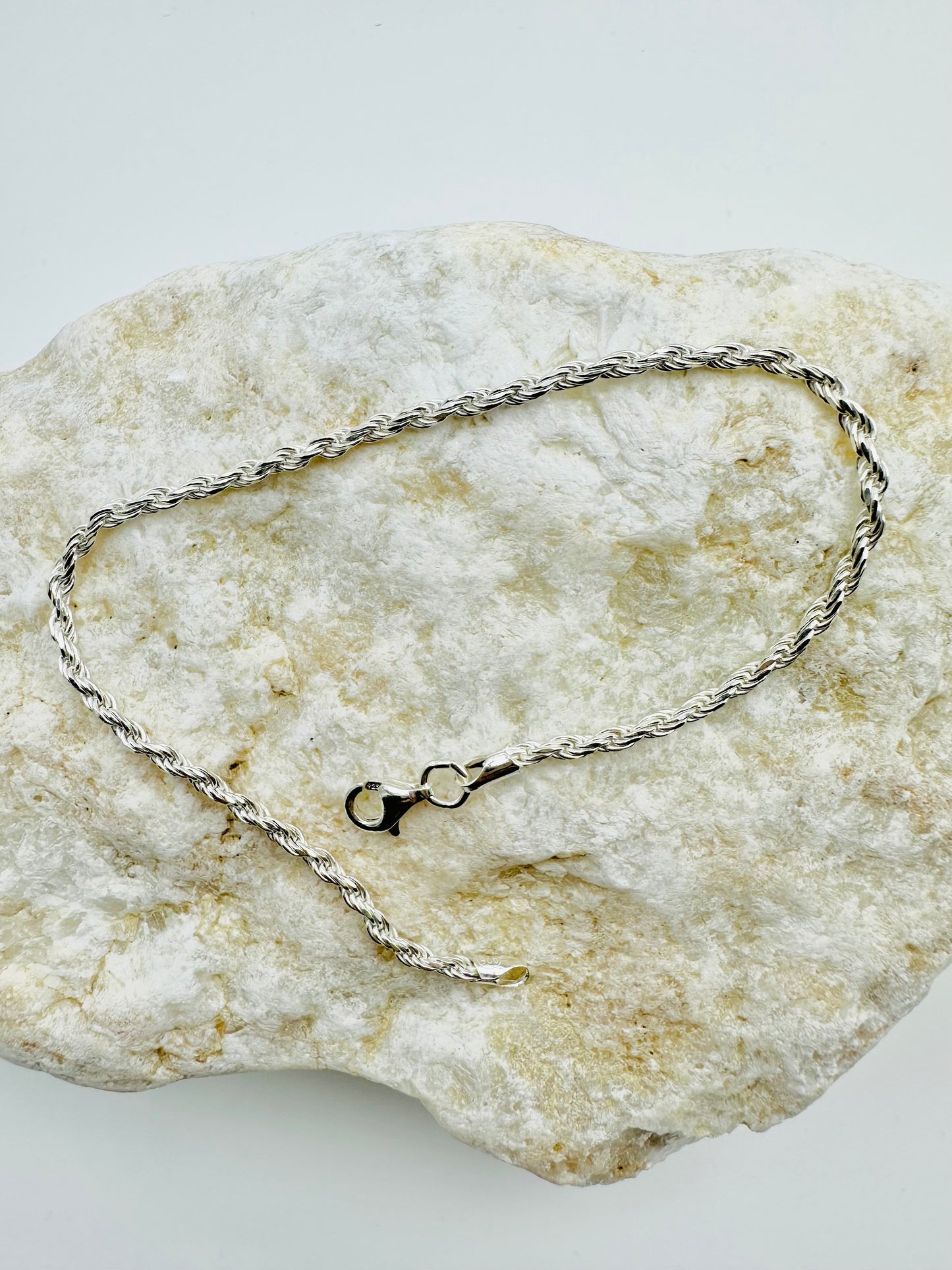 Chain the Men Sterling Silver Minimalist Mens Rome Rope Bracelet 8 inch