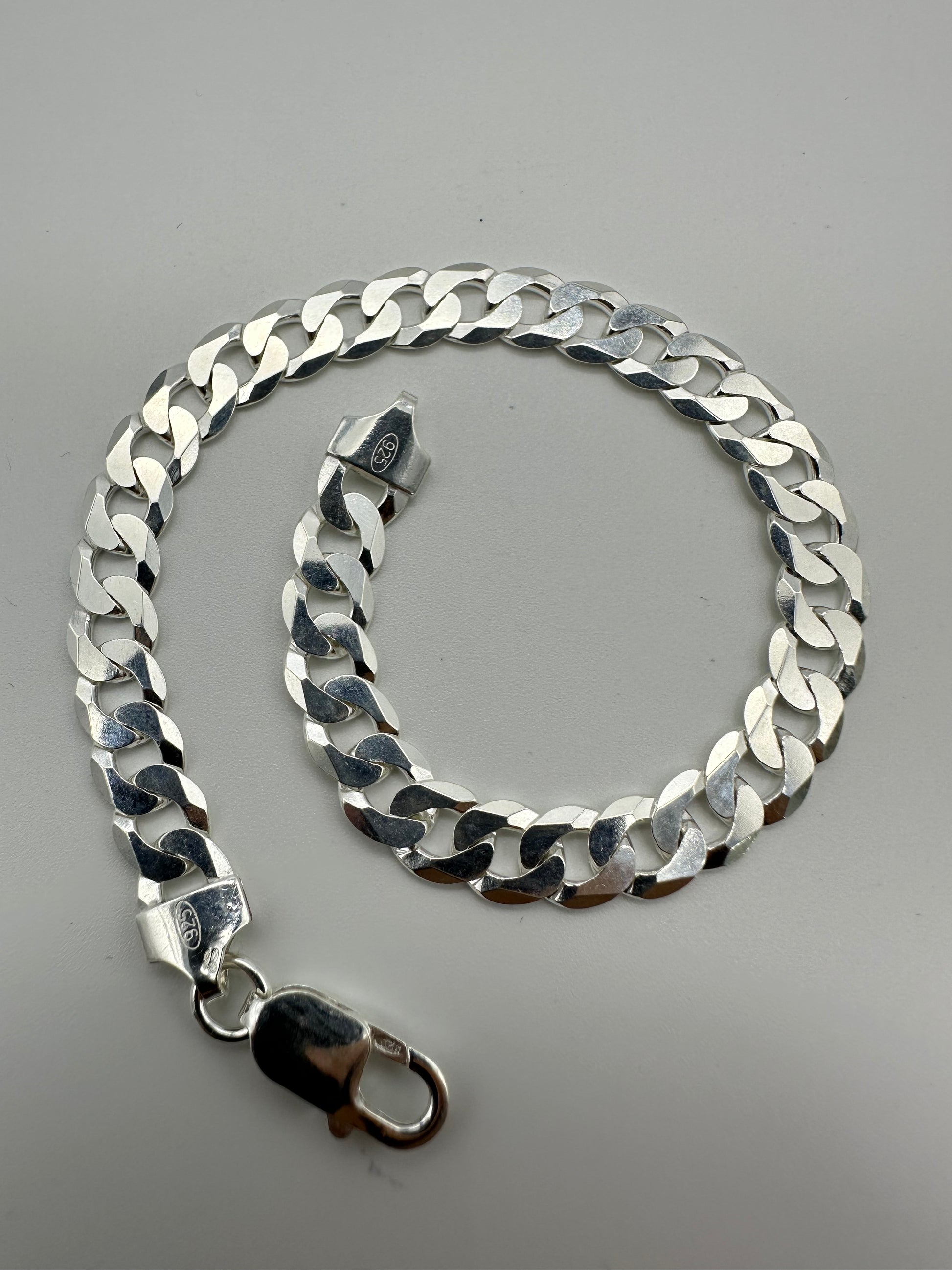 Solid 925 Sterling Silver Heavy Chunky Mens Curb Bracelet 8.5 inch