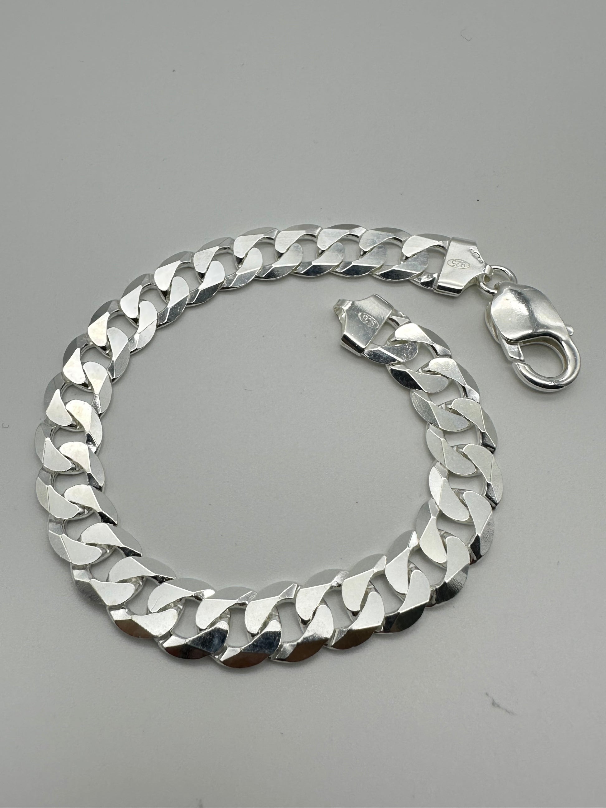 Solid 925 Sterling Silver Heavy Chunky Mens Curb Bracelet 8.5 inch