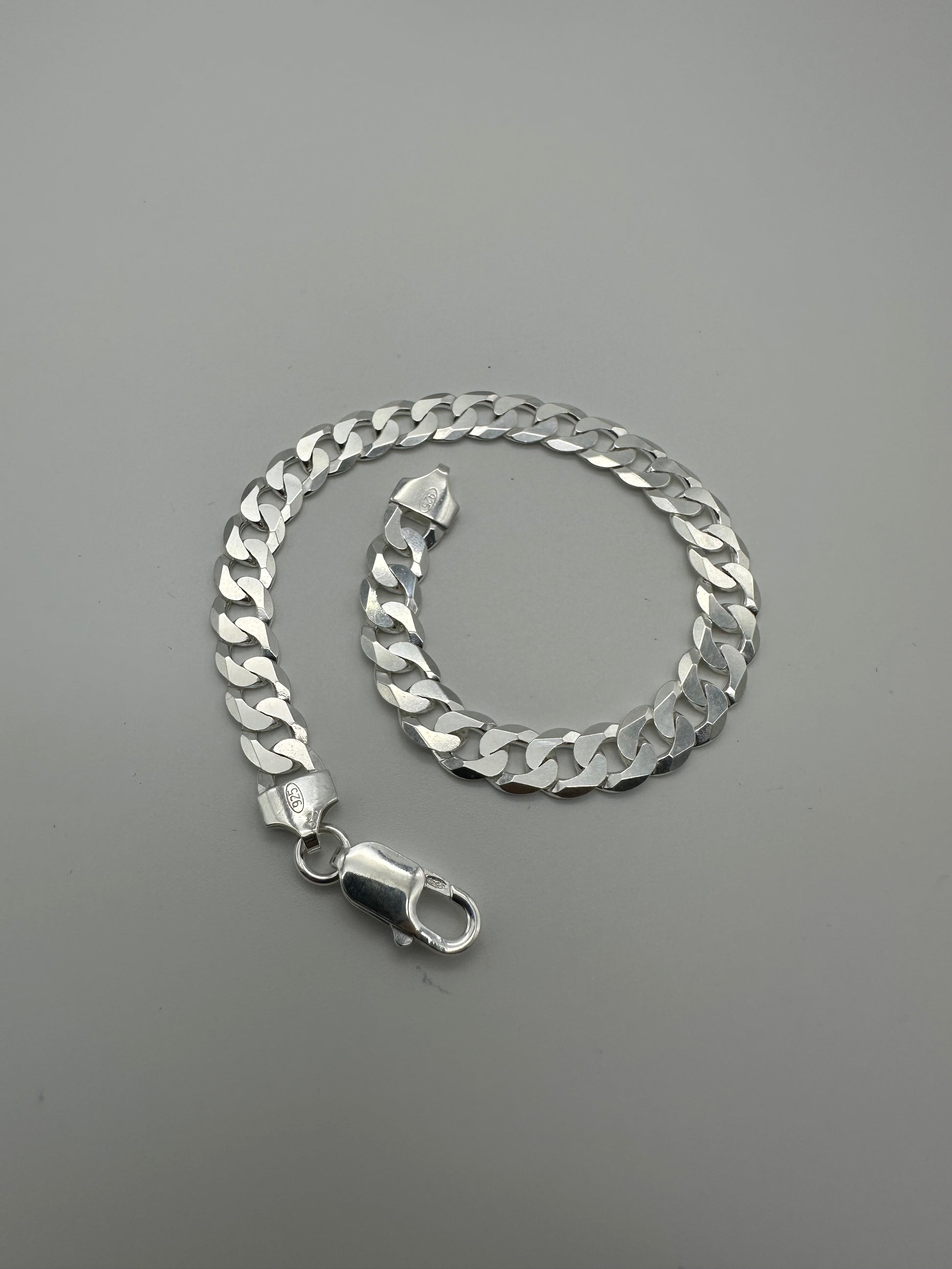 Solid 925 Sterling Silver Heavy Chunky Mens Curb Bracelet 8.5 inch