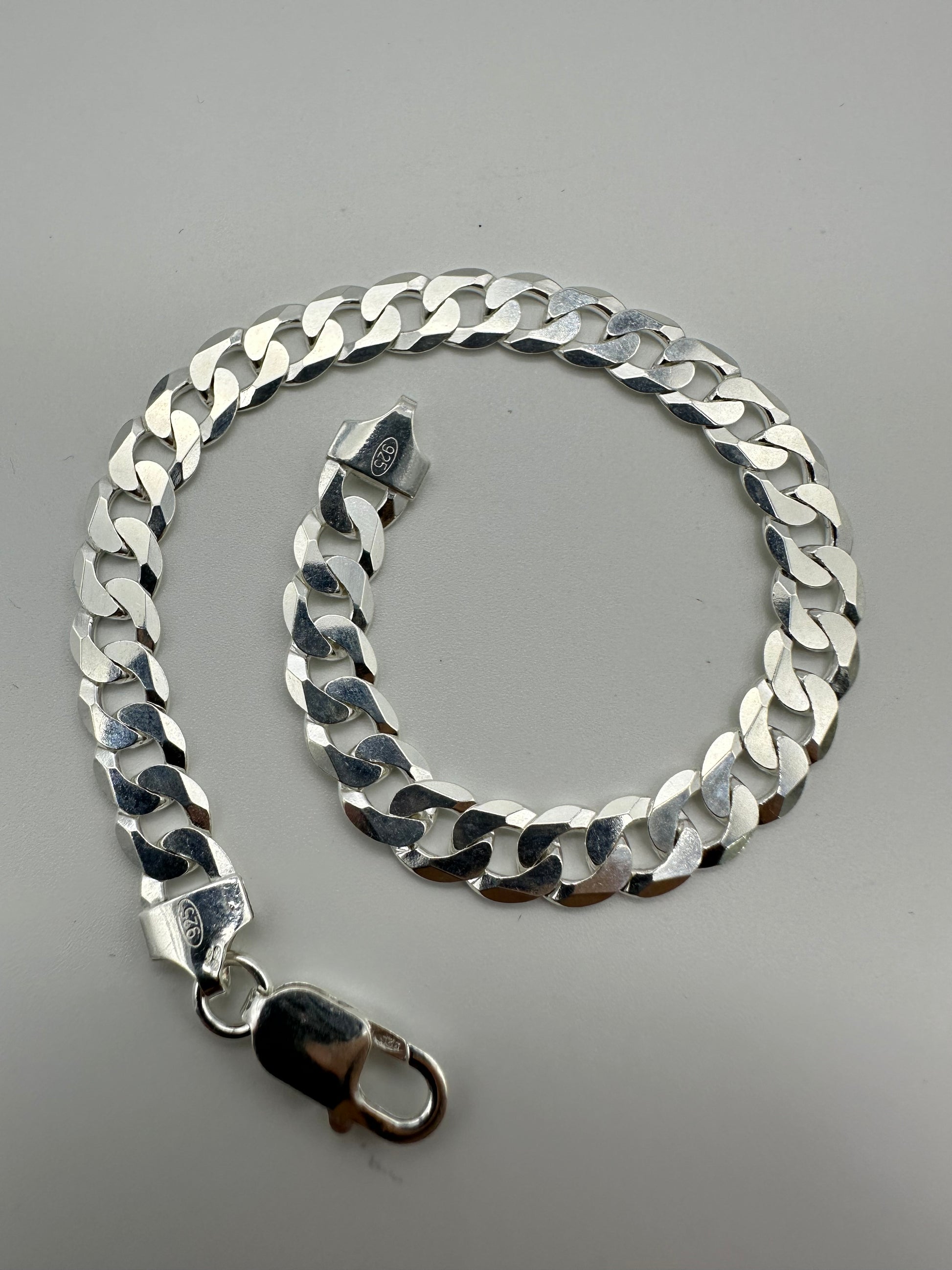 Solid 925 Sterling Silver Heavy Chunky Mens Curb Bracelet 8.5 inch